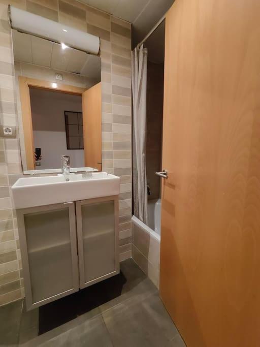 Large Terrace Luxury Apartment Sant Adria de Besos Ngoại thất bức ảnh