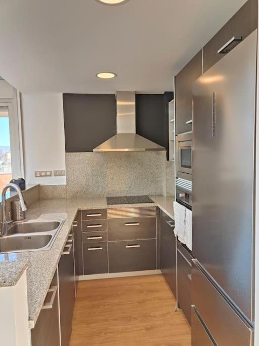 Large Terrace Luxury Apartment Sant Adria de Besos Ngoại thất bức ảnh